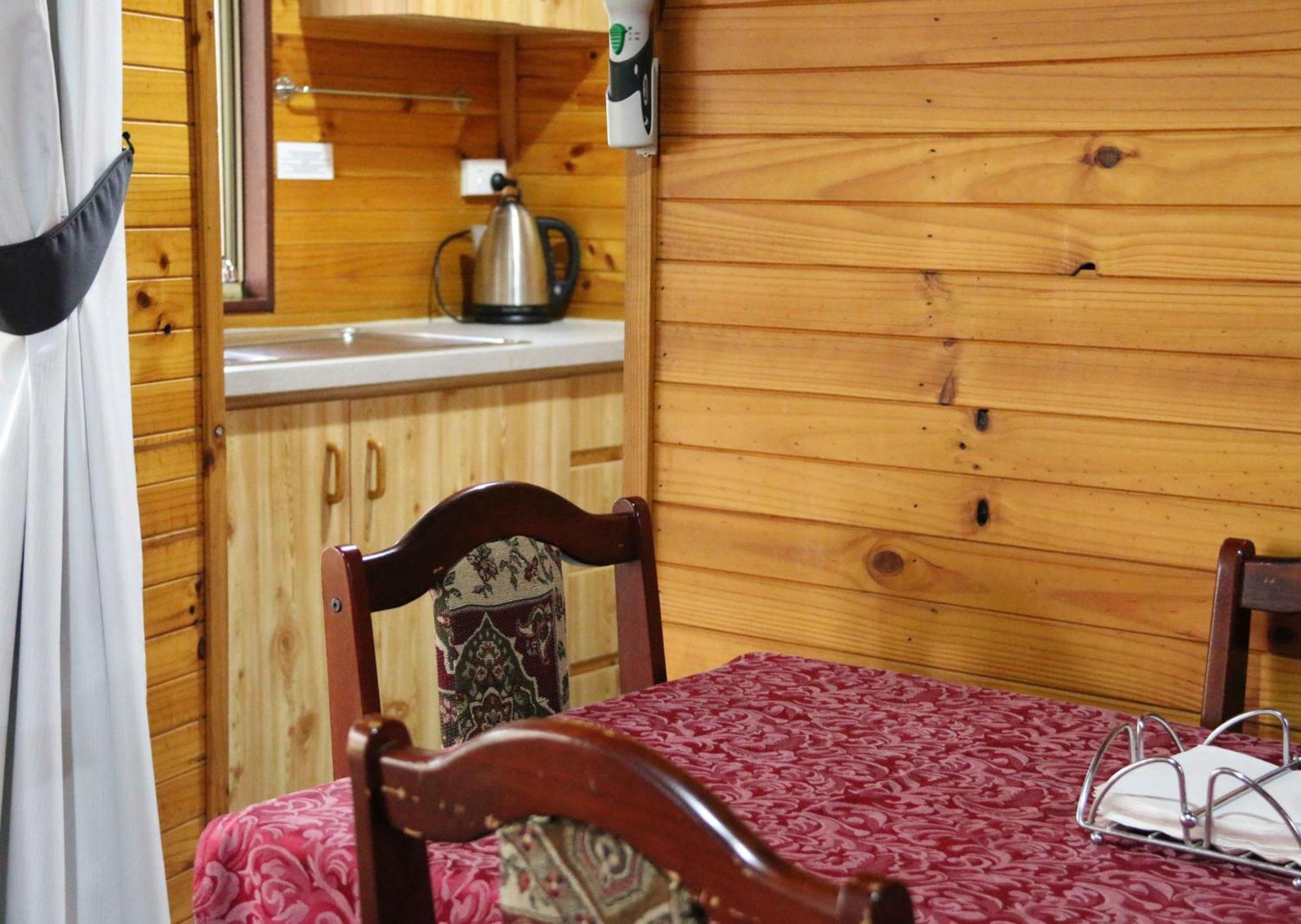 Beedelup House Cottages Пембертон Номер фото