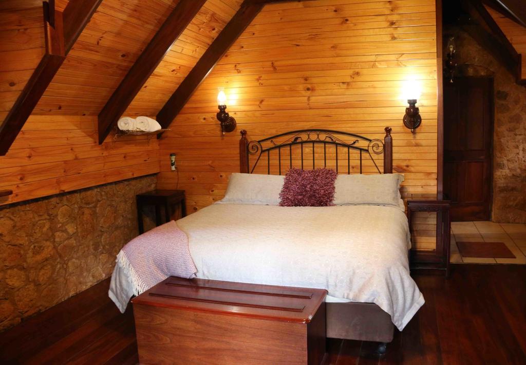 Beedelup House Cottages Пембертон Номер фото